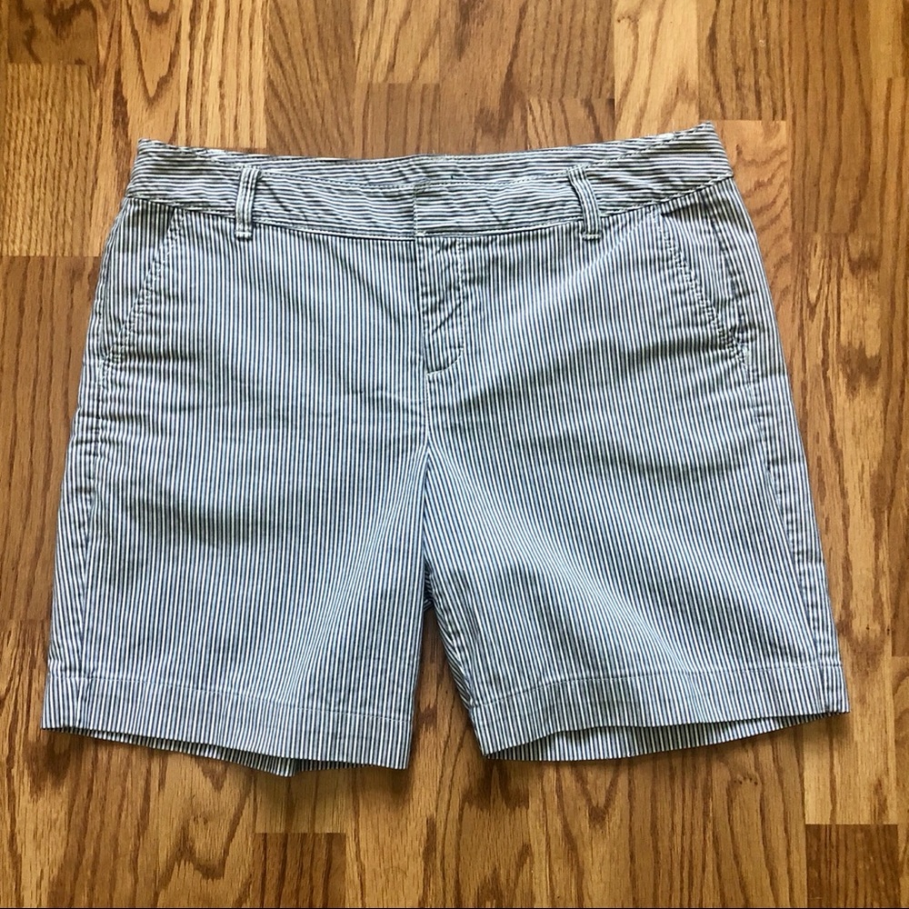 Caslon Seersucker Striped Blue & White Shorts